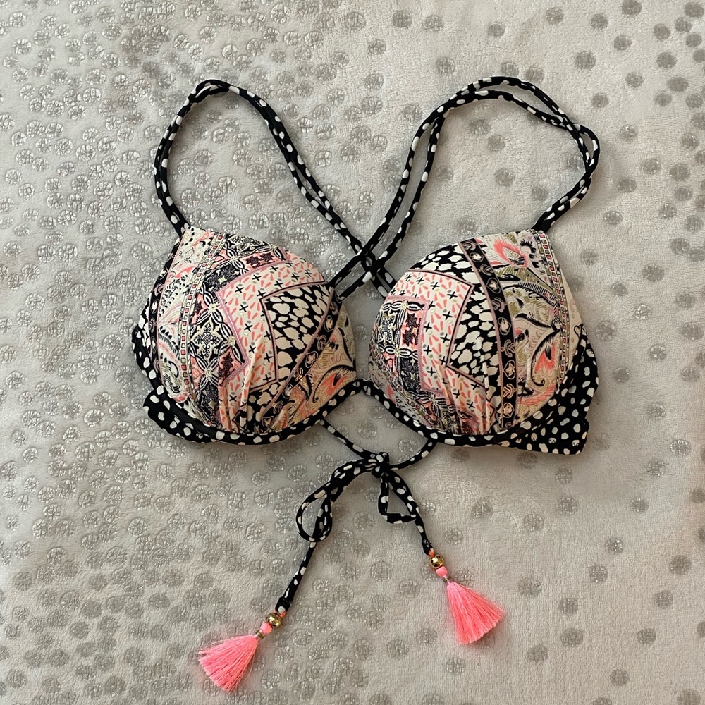 VS “Gorgeous”  push-up bikini top
